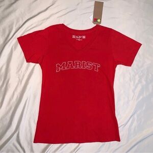 ❌SOLD- Fitted Marist College V Neck Tee ❌